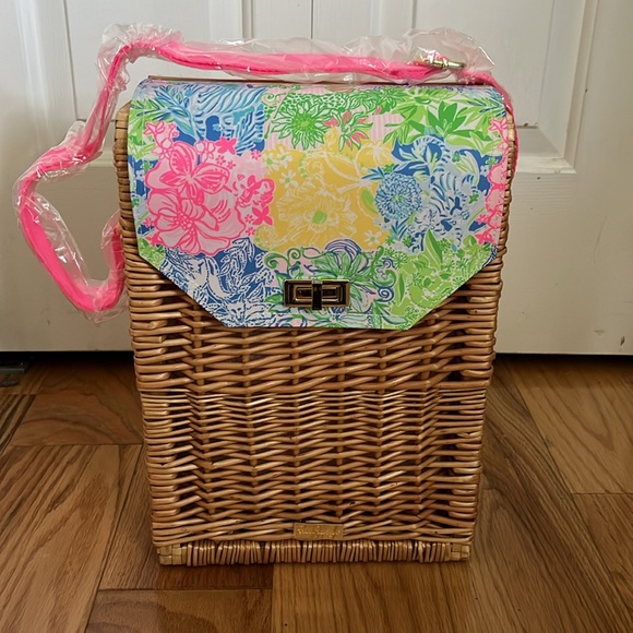 NEW Lilly Pulitzer Wicker Wine Basket - Picture 2 of 12